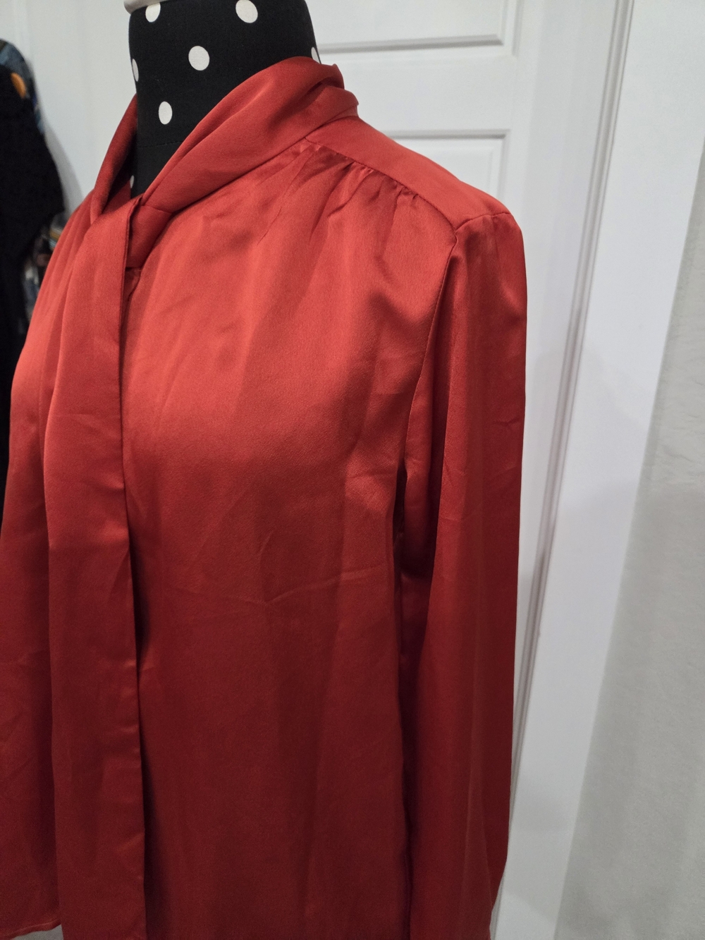 Ann Taylor Women's Satin Tie-Neck Blouse in Rich Orange Size Medium - Picture 5 of 10